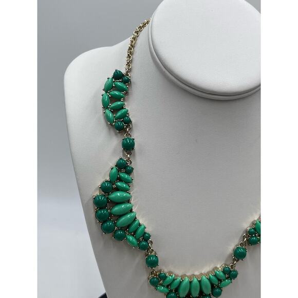 J. Crew Two Tone Light Dark Green Cabochon Gold Tone Statement Necklace - Picture 2 of 14